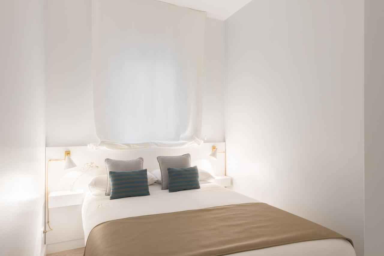 Carretas Apartments Madrid Bagian luar foto