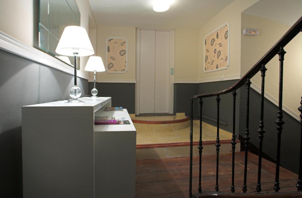 Carretas Apartments Madrid Bagian luar foto