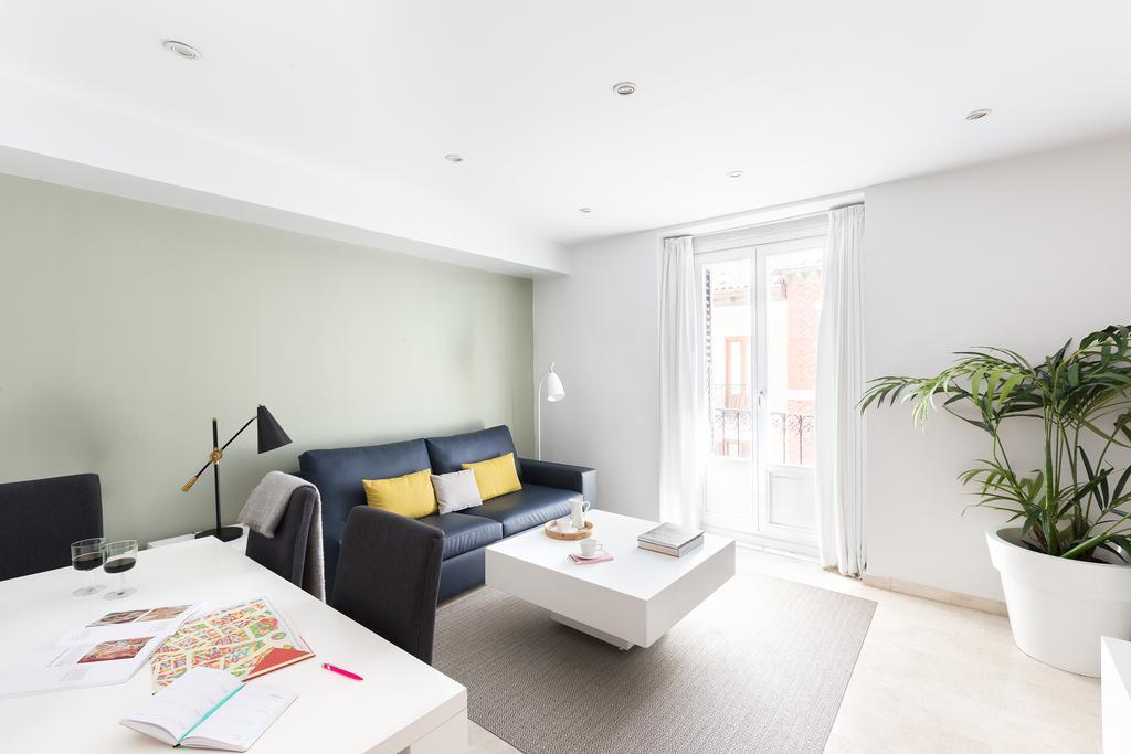 Carretas Apartments Madrid Bagian luar foto