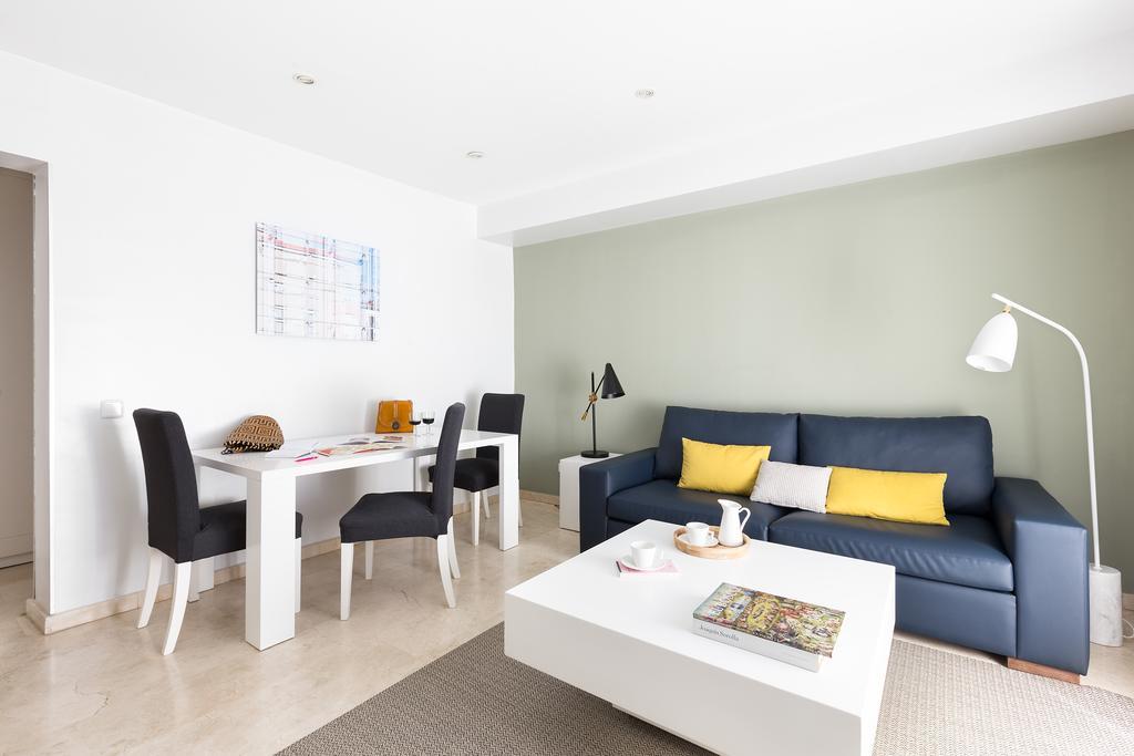 Carretas Apartments Madrid Bagian luar foto